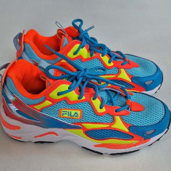 HOLIDAY SALE Fila Ray Racer Aqua Fiery Corral Sneakers - Picture 2 of 11